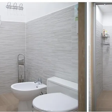 Li Cumpari Salentini * ليتشي