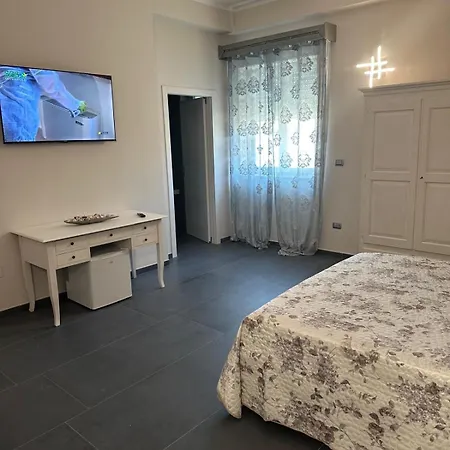 Li Cumpari Salentini